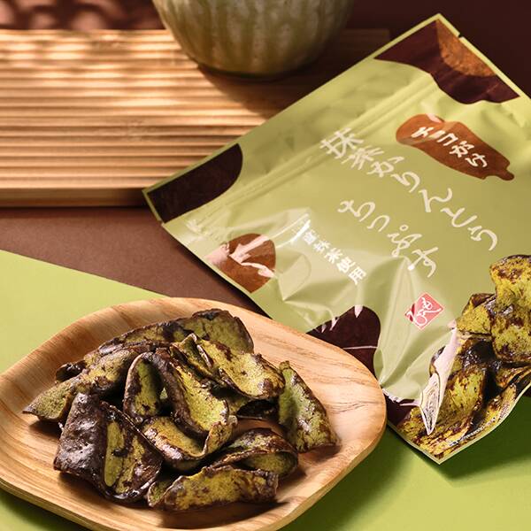 <b>お茶菓子に「かりんとう」はいかが？</b><br>カリっとした食感と、素朴な味がクセになる！食べる手が止まらないかりんとうはこちらから。