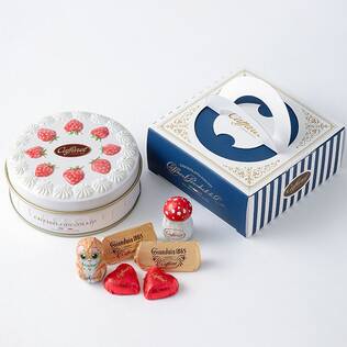 オンラインストア限定　カファレル　クリスマスケーキ缶　ジャンドゥーヤチョコレート　6p【クリスマス】