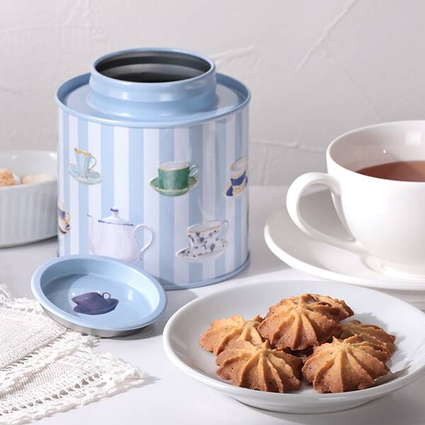 紅茶クッキー缶　1個