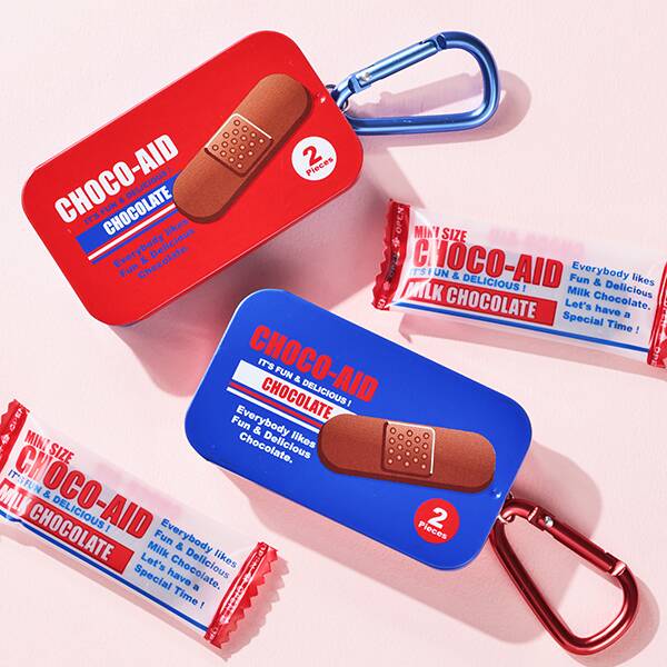 オンラインストア限定　チョコエイド　カラビナ付きミニミニティン　6g